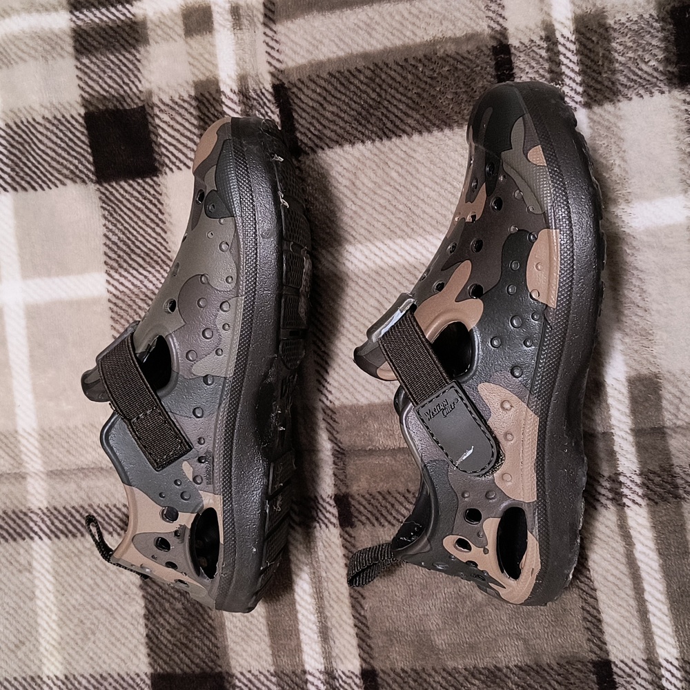 Western Chief Toddler Boy Water Shoes Size 10